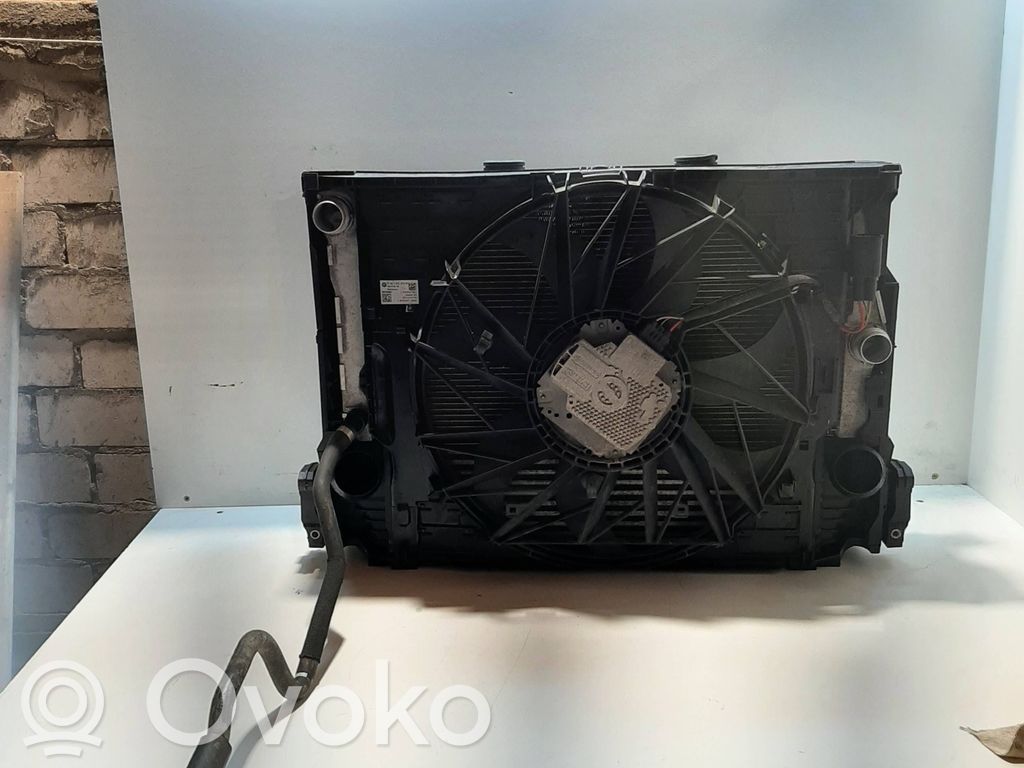 o-b970b5a49d215374901e639f85366ed0-bmw_5_f10_f11_elektrinis_radiatoriu_ventiliatorius BMW 5 F10 F11 Radiateur 7633273 16141910 A46329 – Image 1