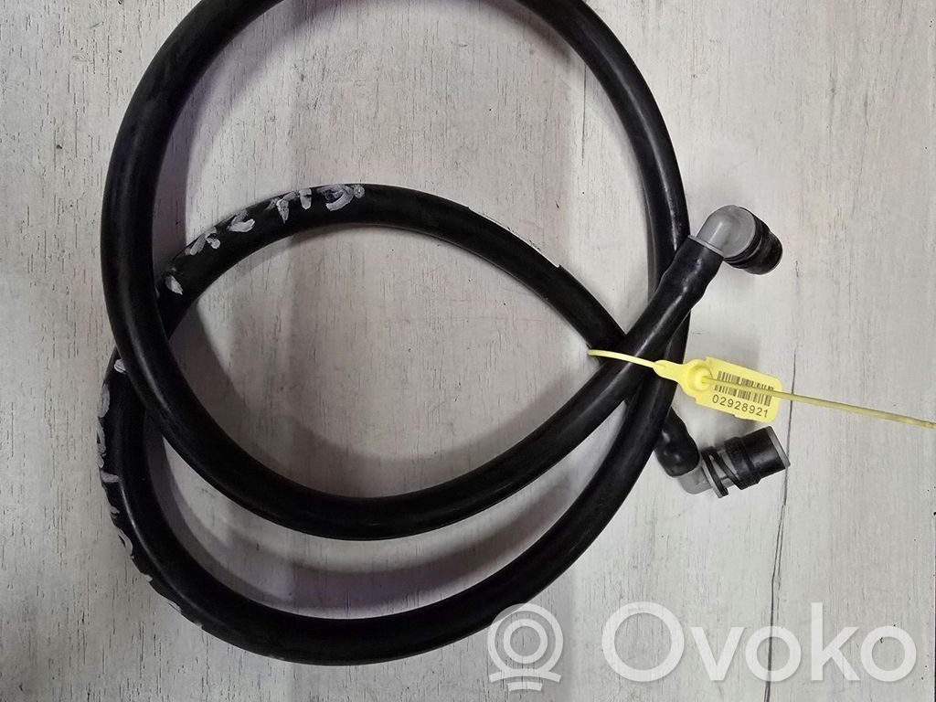 o-c1164d503dd437c74f3357d3c83eedfd-bmw_5_f10_f11_headlight_washer_hose_pipe BMW 5 F10 F11 Tuyau de lave-phares 7178747 – Image 1