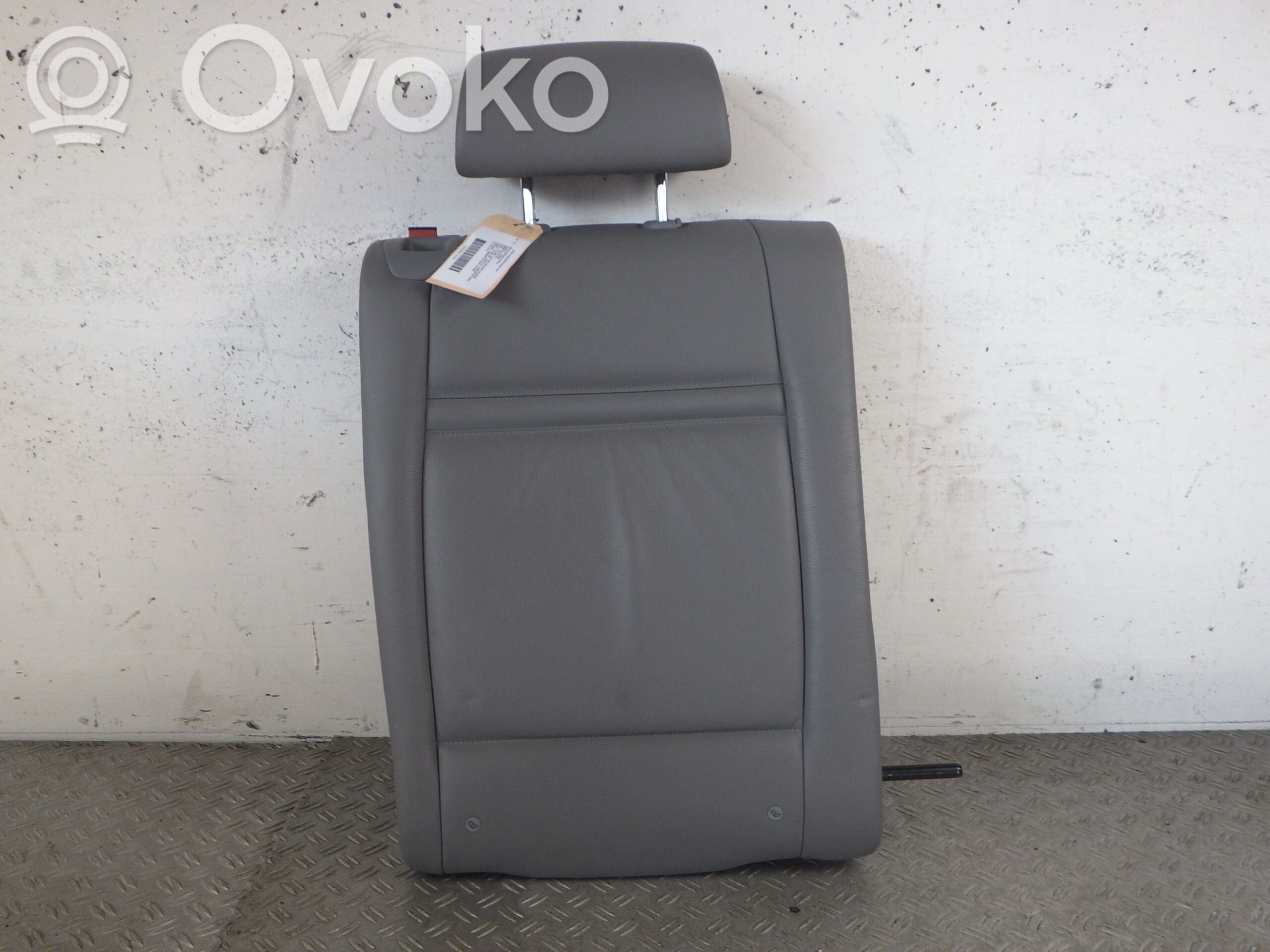 o-c5f6e9353d88bc2df5f89e3b43516c02-bmw_x5_e70_rear_seat BMW X5 E70 Siège arrière – Image 1