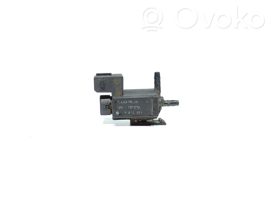 o-f40aac787fadedf910dddd1504a5ad15-bmw_5_f10_f11_vacuum_pump BMW 5 F10 F11 Pompe à vide 7810831 – Image 1