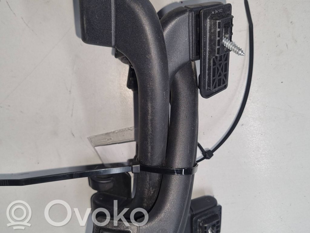 o-3eebffdc3c416ebd0211e6481cdc3de2-bmw_x5_e70_rear_interior_roof_grab_handle BMW X5 E70 Poignée intérieur plafond 6977693 – Image 1