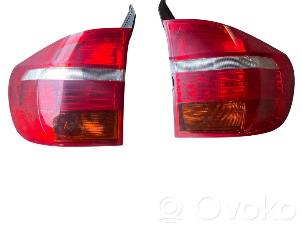 o-7197106bedce05ac024c54ba267da222-bmw_x5_e70_rear_tail_lights BMW X5 E70 Feux arrière / postérieurs 7200818 7200817 – Image 1