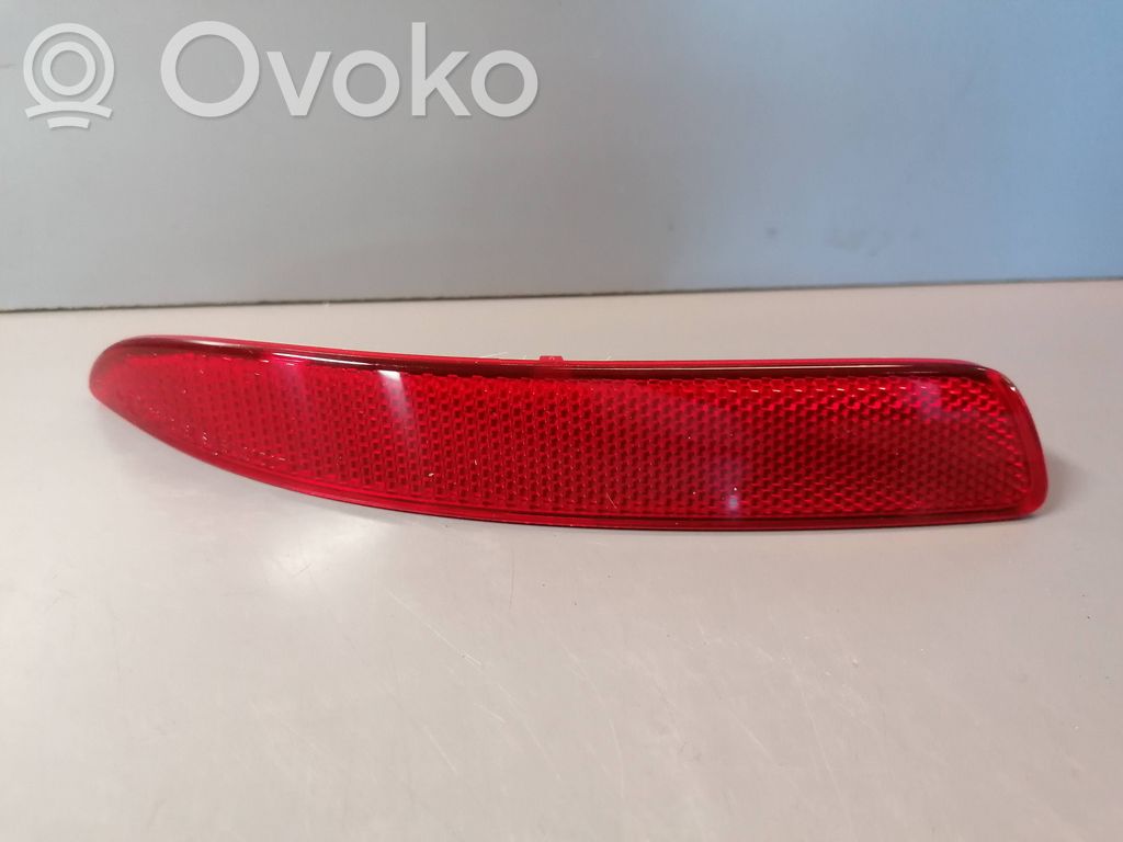 o-7269c64c31943f907d3f32ad12fc5ed6-bmw_x5_e70_rear_tail_light_reflector BMW X5 E70 Réflecteur de feu arrière 5A3CB63 63215A3CB63 7158949 – Image 1