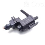 BMW 3 F30 F35 F31 Soupape 7810831 70231800