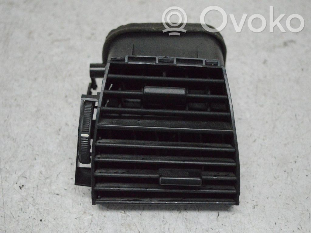 o-e8c0821a203a31565257dd40a86859d5-bmw_x5_e53_dash_center_air_vent_grill BMW X5 E53 Grille d'aération centrale 64228402216 – Image 1